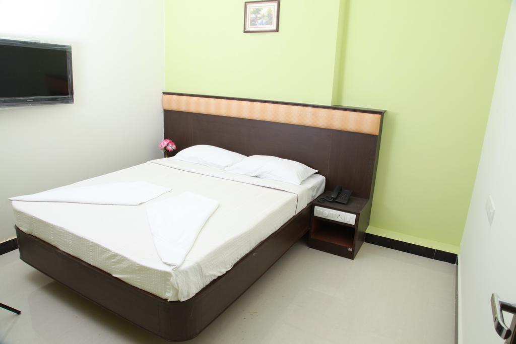 Hotel Jeyam Residency, Kumbakonam Pokoj fotografie